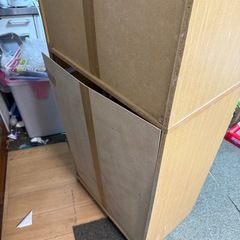 食器棚の画像