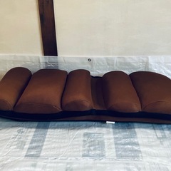 アイリスオーヤマ商品のリラックス座椅子の画像
