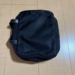 ポーチ　旅行用　メイクポーチの画像