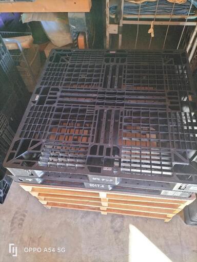 軽量プラスチックパレット黒色中古良品10枚セット（バラ売り可能