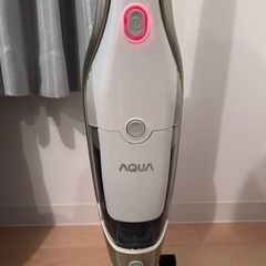 【即引渡OK】AQUA コードレス掃除機 軽量＆パワフル！の画像