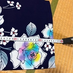 薔薇紋様浴衣の画像