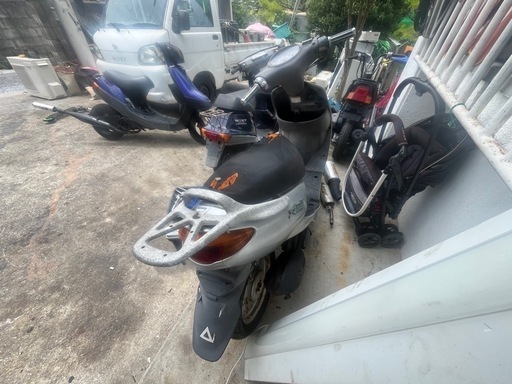 グランドアクシス100