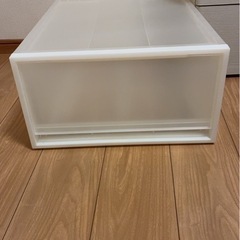 【受付終了】無印　クローゼットケース　引き出しの画像
