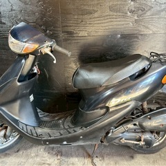 ★支払総額3.3万円★関東圏内即日配送可能！ 全車走行テスト済みです！ 人気のライブディオ！2ストのためオイル注ぎ足すだけ！ バッテリー新品！ 集中キー！の画像