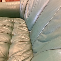 本革アンティーク風ソファの画像