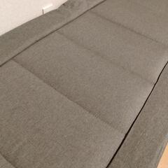 折りたたみ式　簡易ベッドの画像