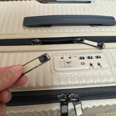 92Lフロントオープンスーツケースの画像