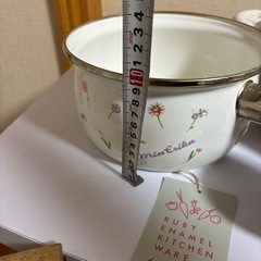 ホーローなべの画像