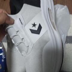 CONVERSEスニーカーの画像