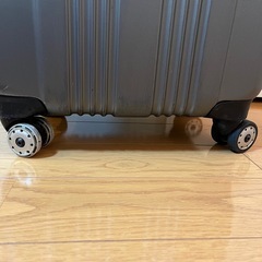 【¥0です！】機内持ち込みサイズ　スーツケース　グレーの画像