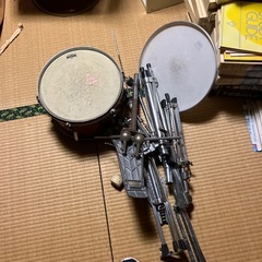 🉐ドラム一部と金属品の画像