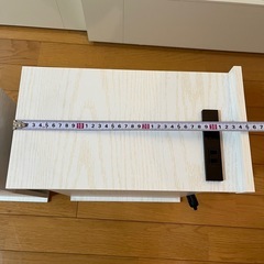 【¥0です！】白　ベッドサイドテーブルの画像