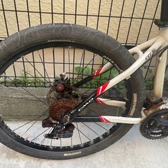 キャノンデールマウンテンバイクF7の画像
