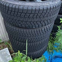 冬用タイヤ 225 55 19の画像