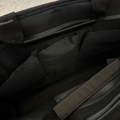仕事に使えそうなバックの画像