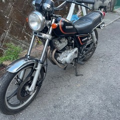 スズキGN250の画像