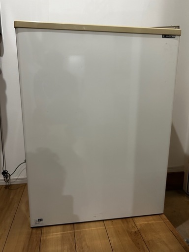 SANDEN 冷凍庫 ガラス蓋付き ストッカー