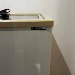 SANDEN 冷凍庫 ガラス蓋付き ストッカーの画像