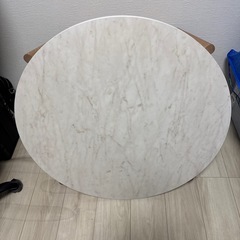 リビングテーブル
の画像