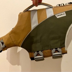 犬用ライフジャケットの画像