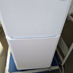 2ドア冷蔵庫    配達無料の画像