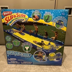 ウォータースライダー　お家用プール
の画像