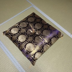 お寺さん用　座布団　美品の画像