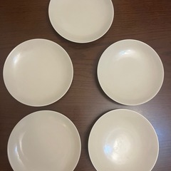 【お譲り先決定】プレート皿　白×5（枚数調整可）の画像