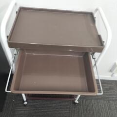 【無料】ワゴン　キャスター付きの画像