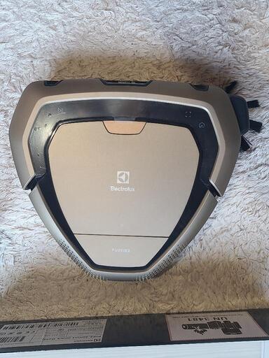 Electrolux Purei9.2 ロボット掃除機 ゴールド 61sX-s2+HSL._UF894,1000_QL80_.jpg