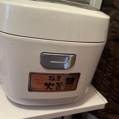 アイリスオーヤマ　炊飯器の画像