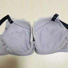ワコールの新品のリボンブラG75を約半額でお譲り致します。の画像