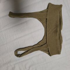 MINI CROP TOP BERSHKAの画像