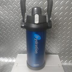 キャンプ車中泊【THERMOS】サーモス 水筒 魔法瓶 2 L　スポーツの画像