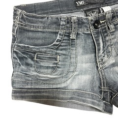 YMI❤デニムショートパンツ　レディース　ヴィンテージ　ダメージ加工　ブラックの画像