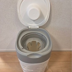 オムツゴミ箱の画像