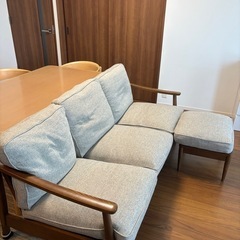 ケユカ　ソファ　オットマン付きの画像
