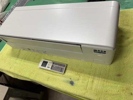 ダイキンルームエアコン2022年製20畳用室内機分解クリーニング