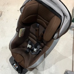 Apricaチャイルドシート　クルリラの画像
