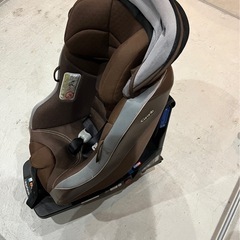 Apricaチャイルドシート　クルリラの画像