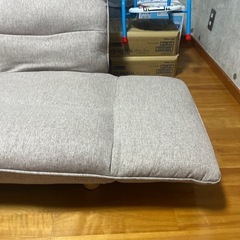 ソファの画像