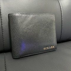 DIESELの財布の画像