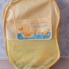 不織布ケースとあひる柄収納ケース　１つ50円〜　の画像