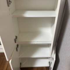 Ikea収納キャビネットの画像