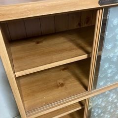 【CLAIＲ FRANÇAIS】レトロ可愛い木製収納棚 ガラス戸付き（60×30×高さ117cm）の画像