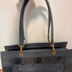 【極美品】サンポウiiiSANPO ハンドバッグ パッチワークオーストリッチの画像