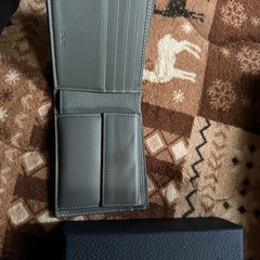 Dior 2つ折り財布の画像