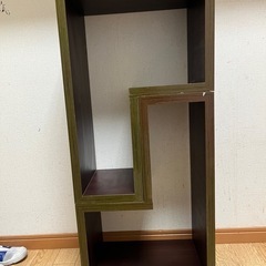 収納ラックの画像