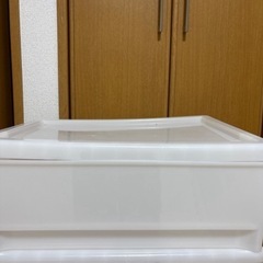お値下げしました！収納ケース　ホワイト　白　衣類収納　引き出しの画像